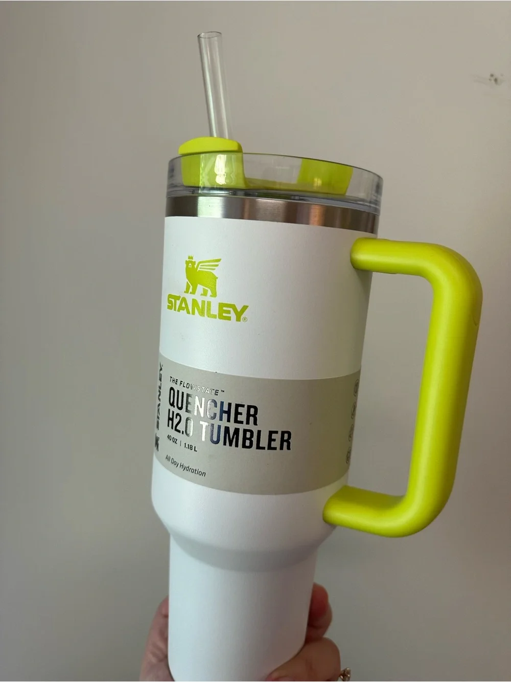 Stanley 40 oz. White Tumbler with Neon yellow Handle NWT - Picture 3 of 8